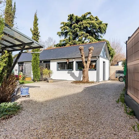 Le Chalet Des Fanieres Chartres Exterior photo