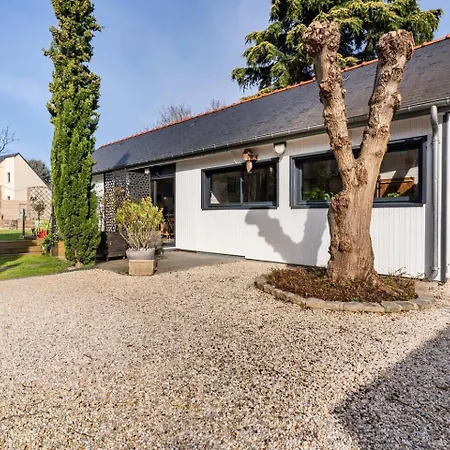 Le Chalet Des Fanieres Chartres Exterior photo